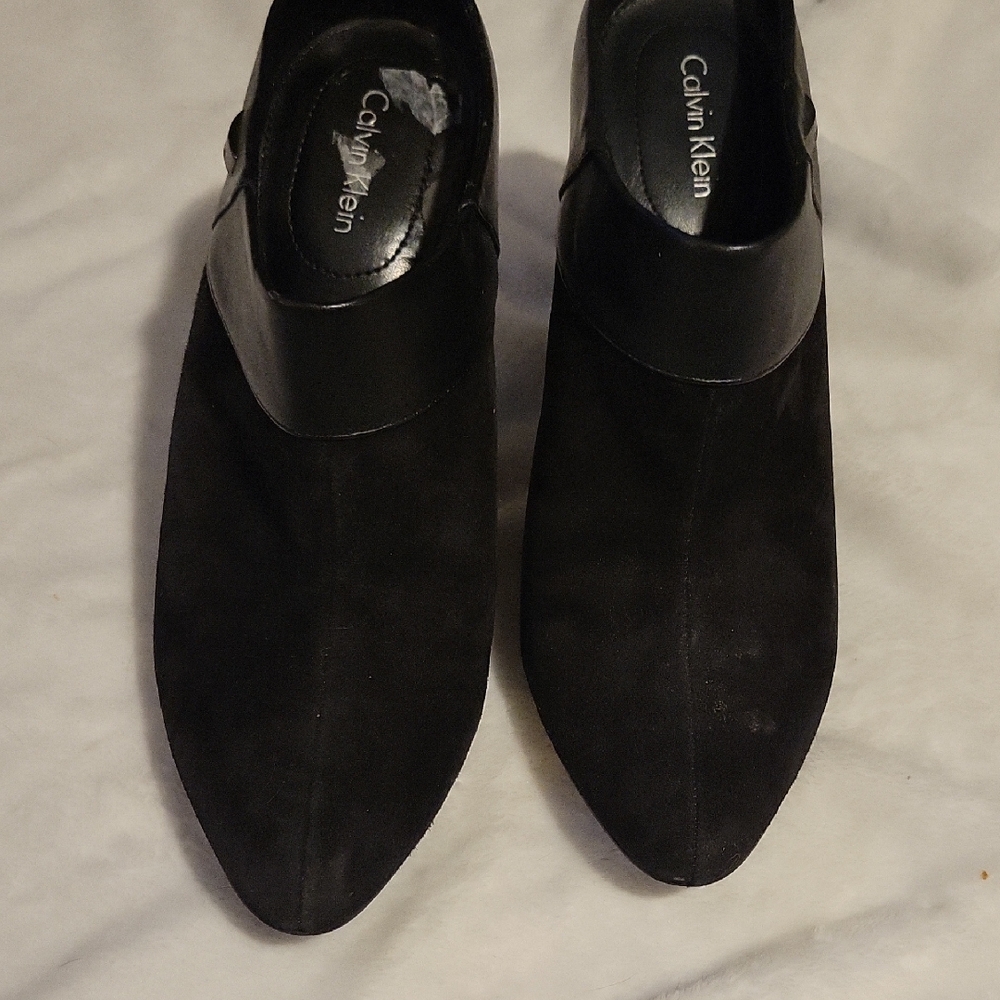 Calvin Klein Women's Black Suede Mule Clogs